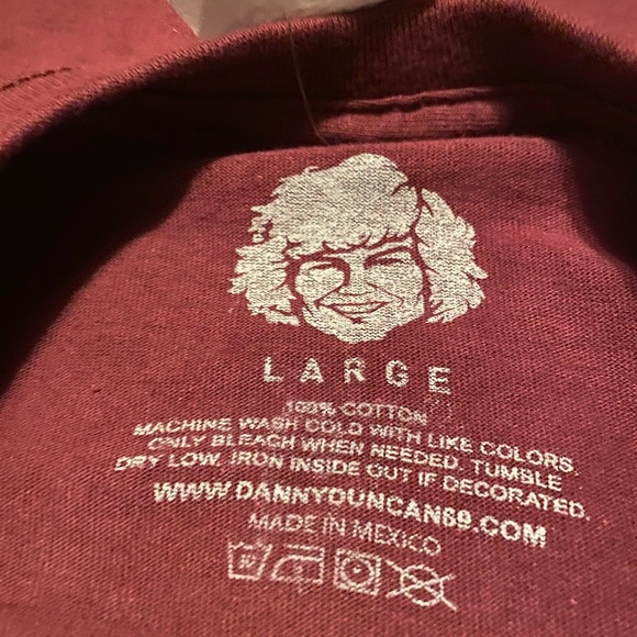 Virginity Rocks shirt - Picture 2 of 3